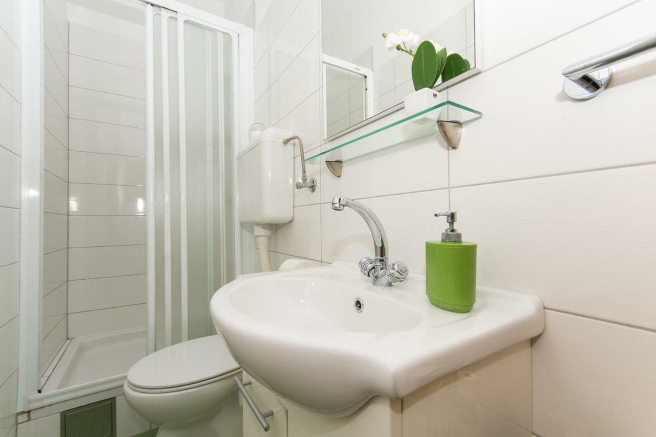 Apartman Domic Slatine Exterior photo